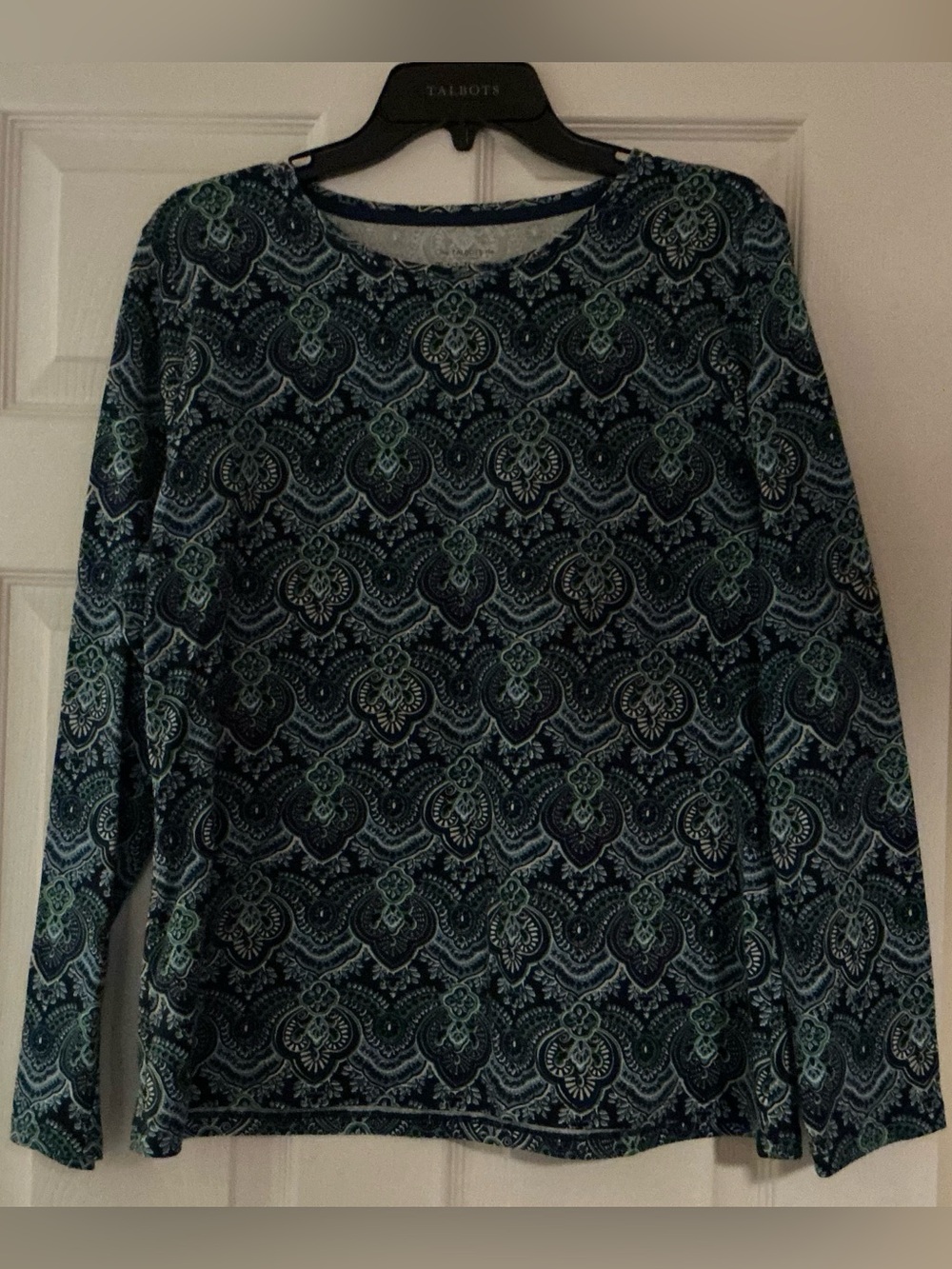 Talbots Pattern Long Sleeve Top